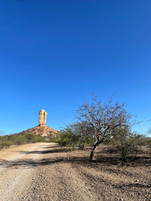 Damaraland - the splendor of Vingerklip